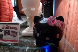 Hello Kitty Hotel Suite 3