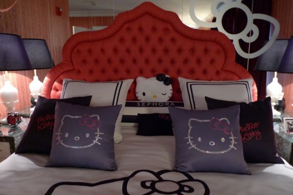 Hello Kitty Hotel Suite 8