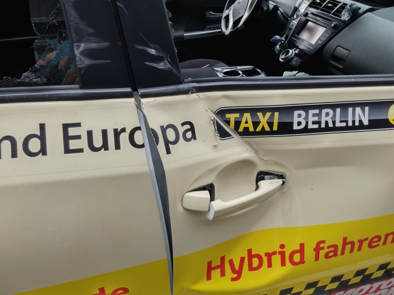 Taxi-Unfall 03