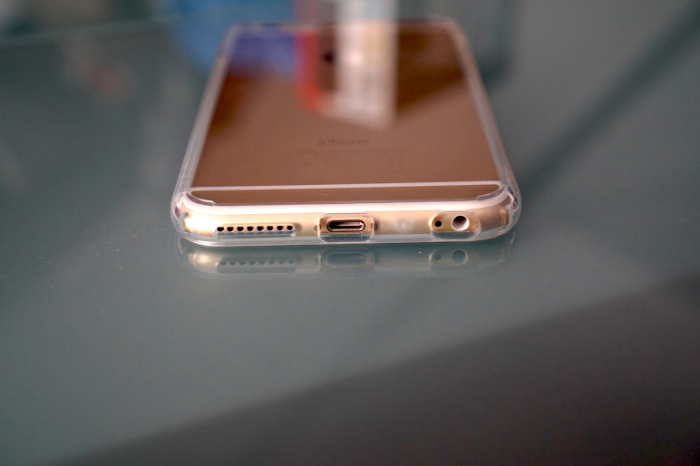 Spigen Case für iPhone 6 Plus - ULTRA HYBRID Crystal Clear 06
