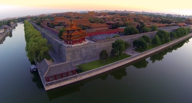 Mit Drohne über Peking
