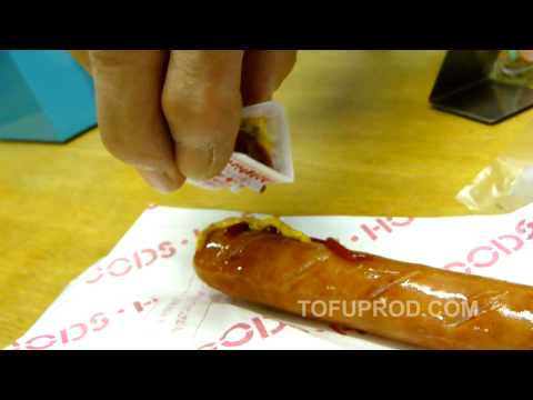 7 Eleven Japan Hot Dog Japan with no mess...