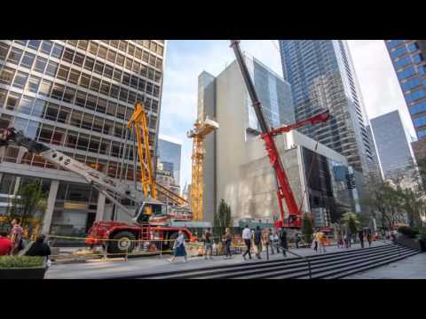 Liebherr - Timelapse of luffing-jib crane 710 HC-L in New York City (MoMa)